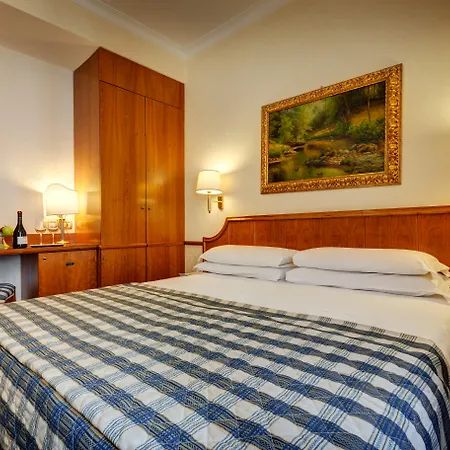 Szálloda Amalfi 3*